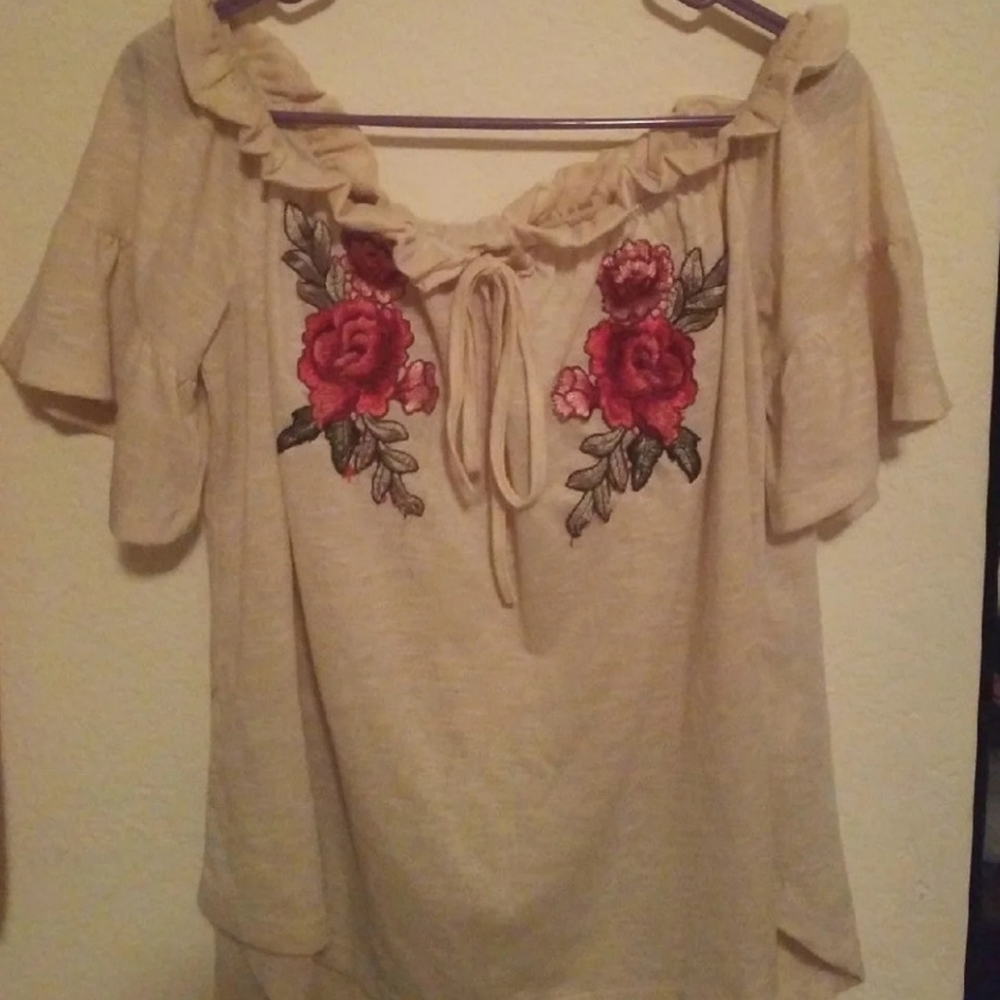 Women's Off the Shoulders Top